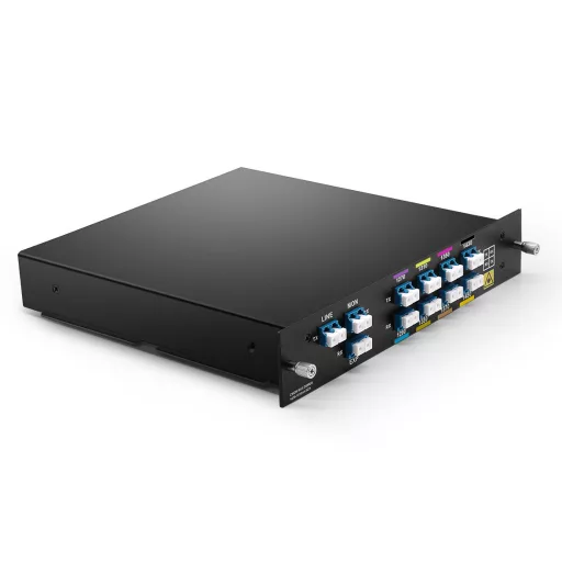 8 csatornás passzív CWDM Mux Demux, 1270-1450nm nagy sávú (kihagyás 1390-1410nm), kettős szálas dugaszolható modul, monitorral és bővítőporttal.