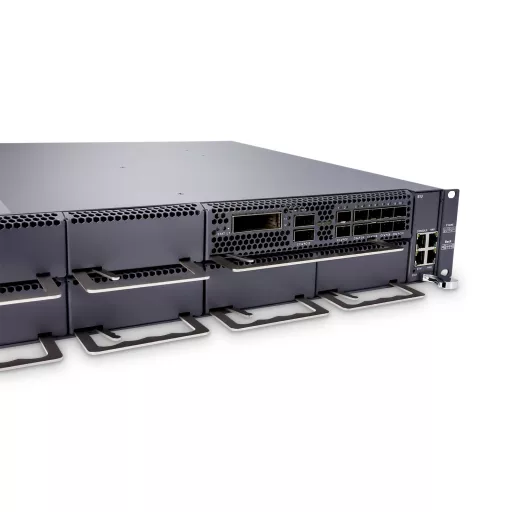 BL-MXP-200G-CM111, 2x100G QSFP28 vagy 1x100G QSFP28 10x10G SFP+ 10x10G SFP+ - 1x 200G CFP2 Muxponder, 1/2 bővítőhelyen