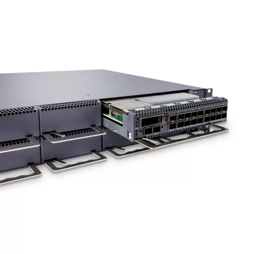 BL-MXP-200G-CM201, 20x10G SFP+ és 1x200G CFP2 Muxponder, 1/2 bővítőhelyen