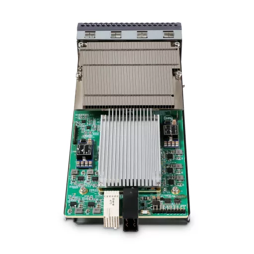 BL-MXP-200G-CM42, 4x100G QSFP28 és 2x200G CFP2 Muxponder, 1/4 bővítőhelyen